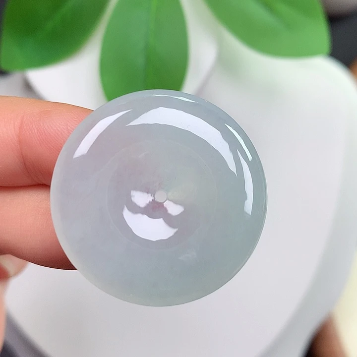 翡翠未镶嵌颈饰平安扣 31x4.8mm