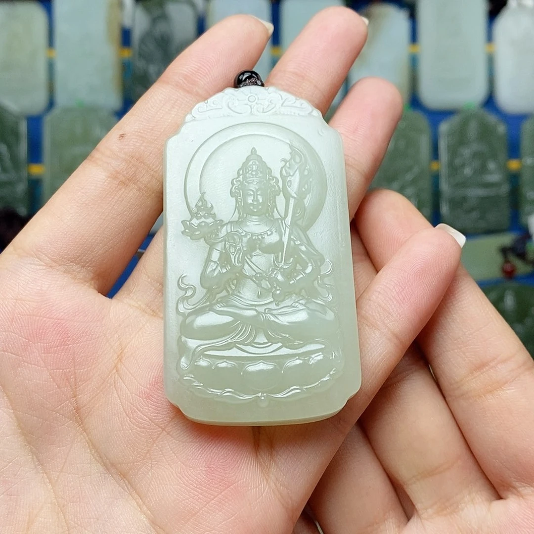 瀚***宇和田玉未镶嵌颈饰