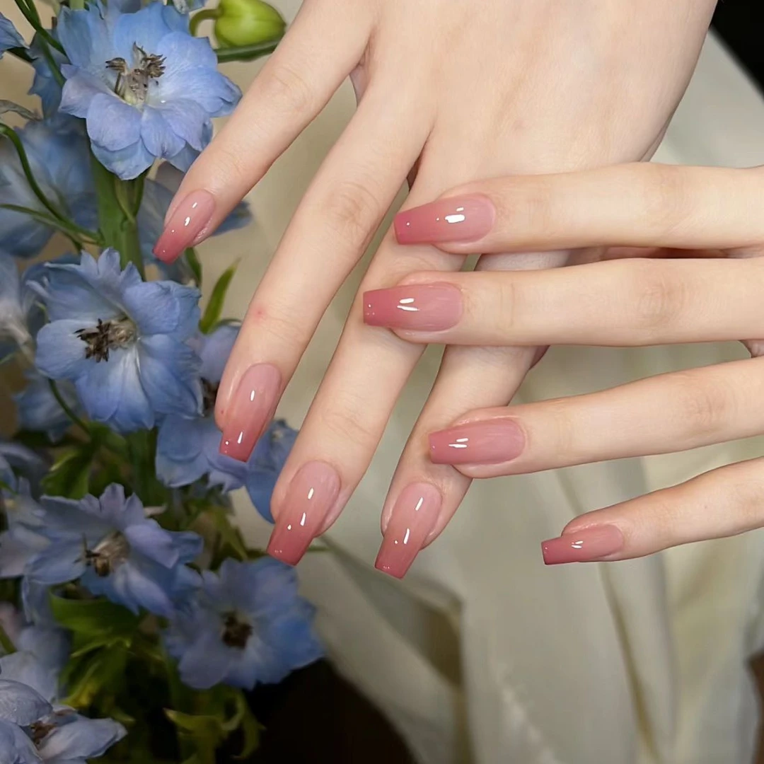 『豆沙渐变』纯手工穿戴甲新款显白裸色水蜜桃渐变流行色显白百搭