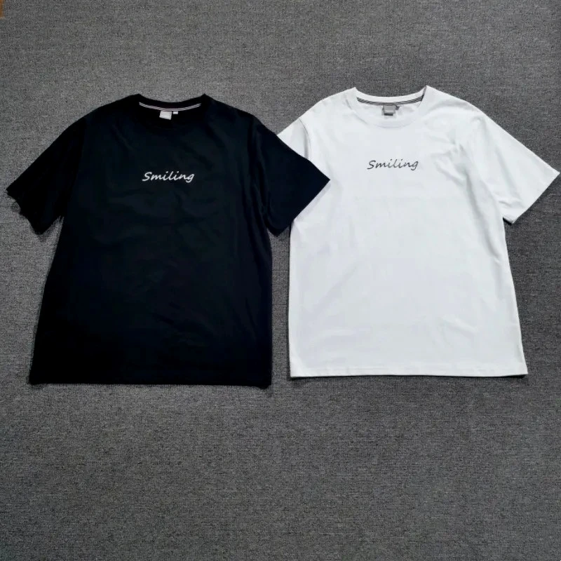 男女同款，前后印字，休闲宽松版，吊牌没有，白色有点微瑕，介意慎拍