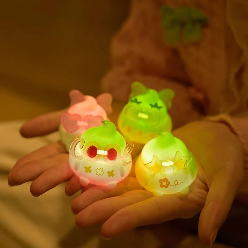 Emmm君blingbling小灯系列盲盒粑粑萌粒灯发光