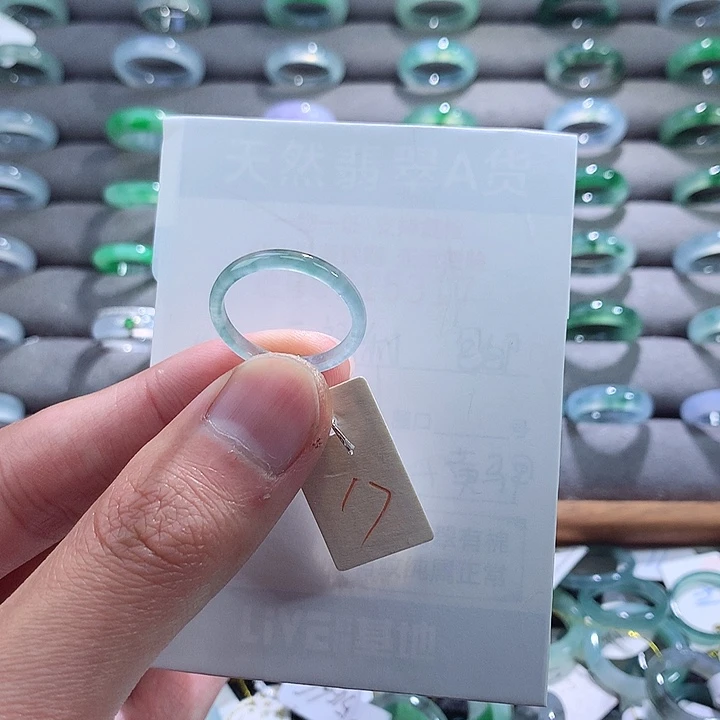 翡翠戒指未镶嵌翡翠