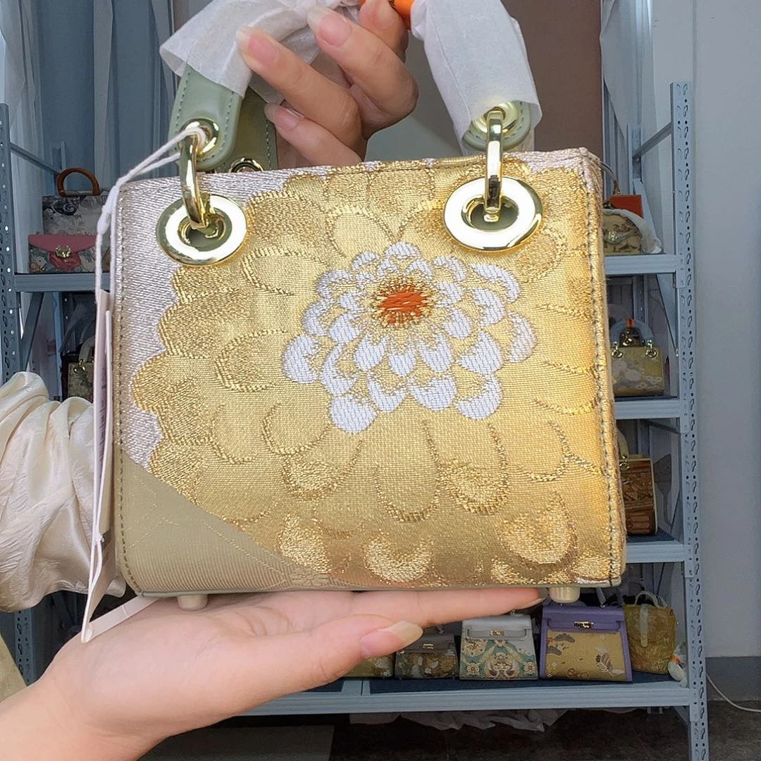 织物桑蚕丝非遗唐锦小戴妃