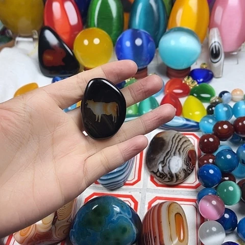 玛瑙/玉髓挂件未镶嵌