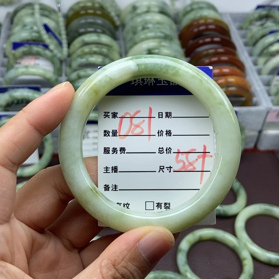 未镶嵌蛇纹石玉手链