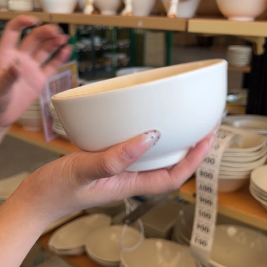 新骨瓷003微瑕哑光白芝麻点点 5.75寸米饭碗