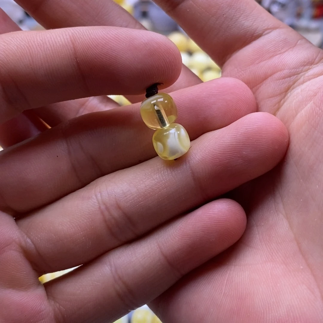琥珀未镶嵌珠宝奇石8.7mm