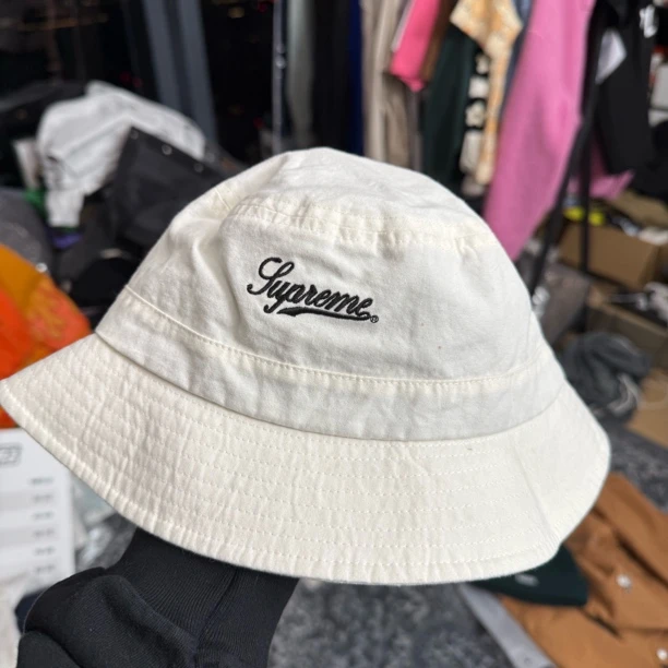 Supreme 白色 goretex 渔夫帽 S/M