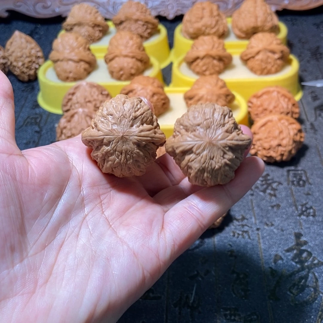 文玩核桃吊坠铁锤精对 35 34