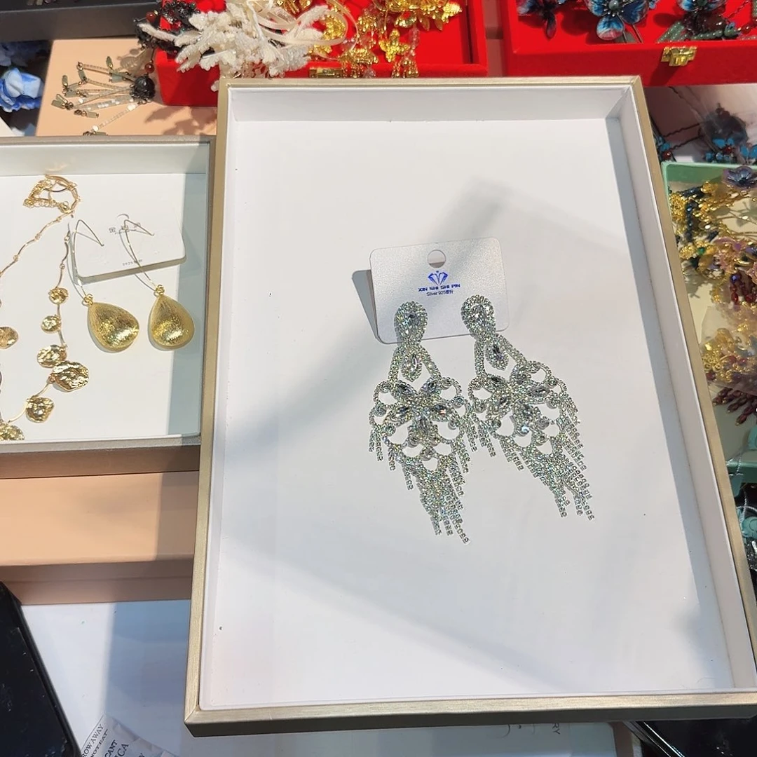 混合材质耳饰现现拼