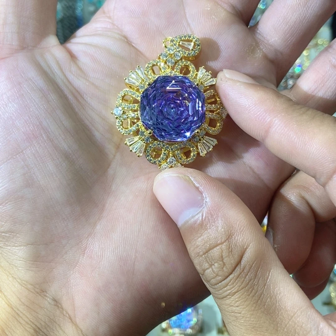 6锆石（处理）吊坠