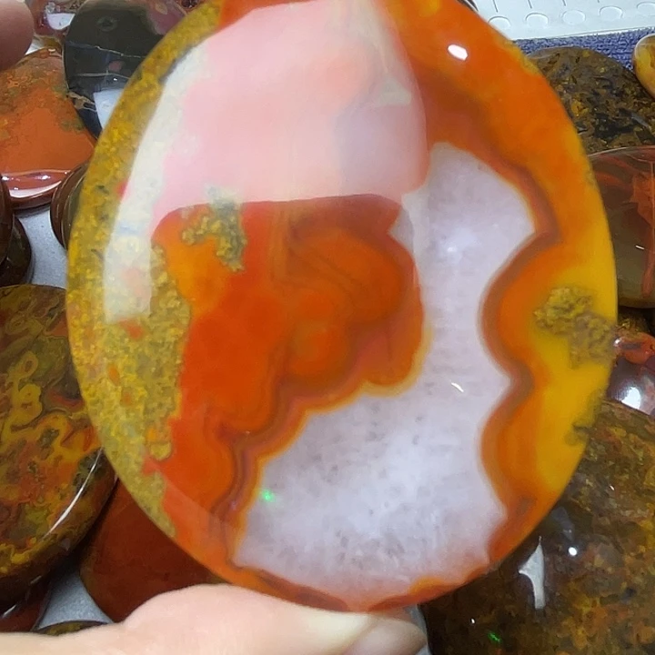 玛瑙/玉髓未镶嵌宣化战国红玛瑙