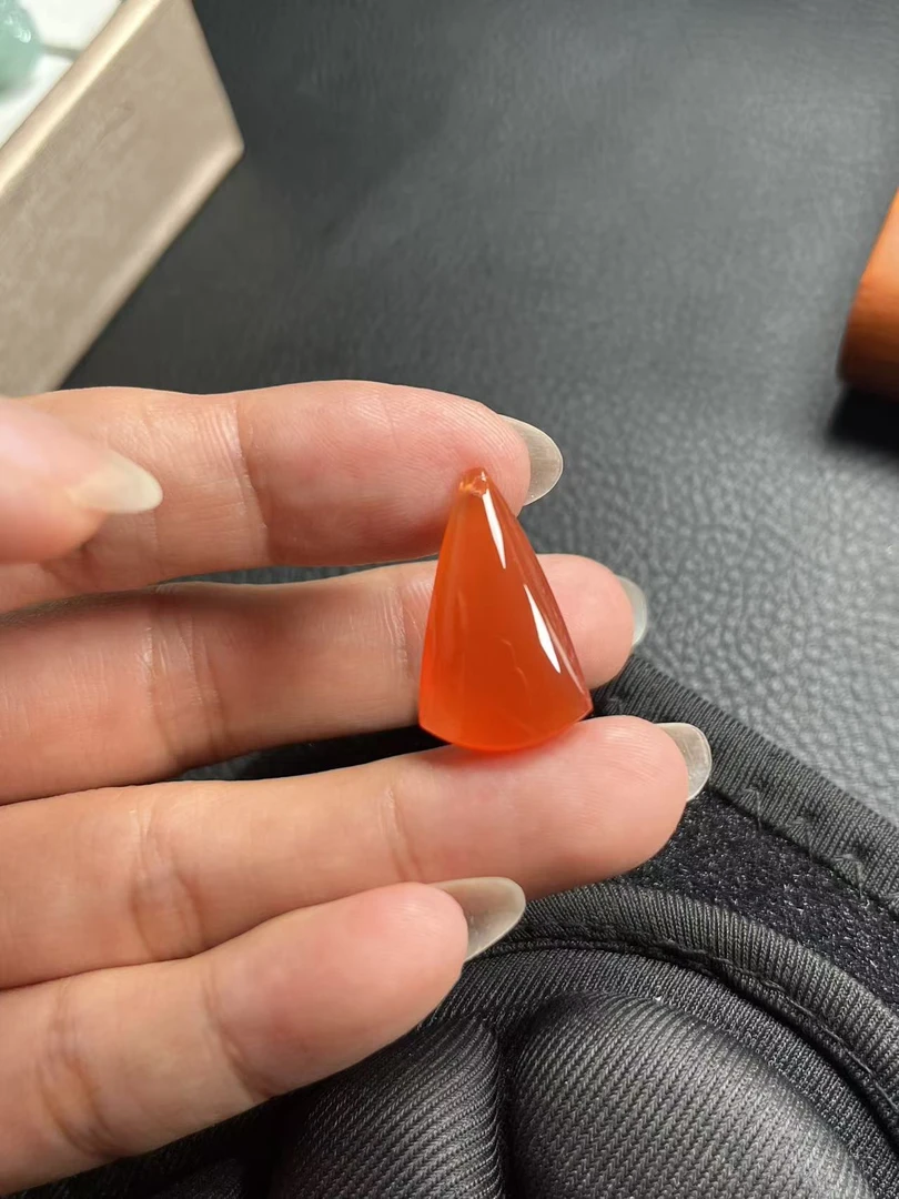 保山南红未镶嵌一物一图