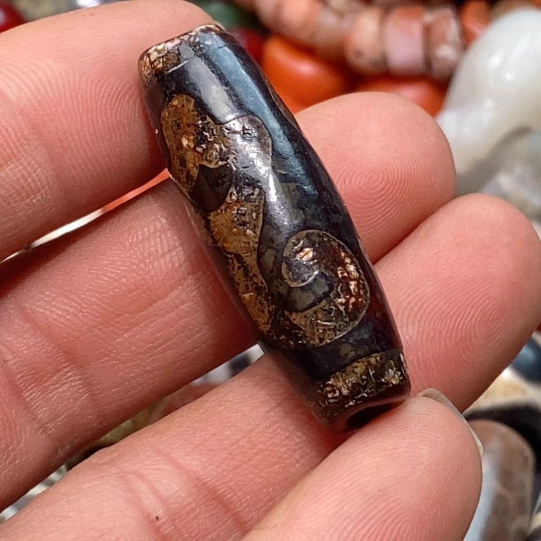 DIY琉璃珠子的颜色也很漂亮