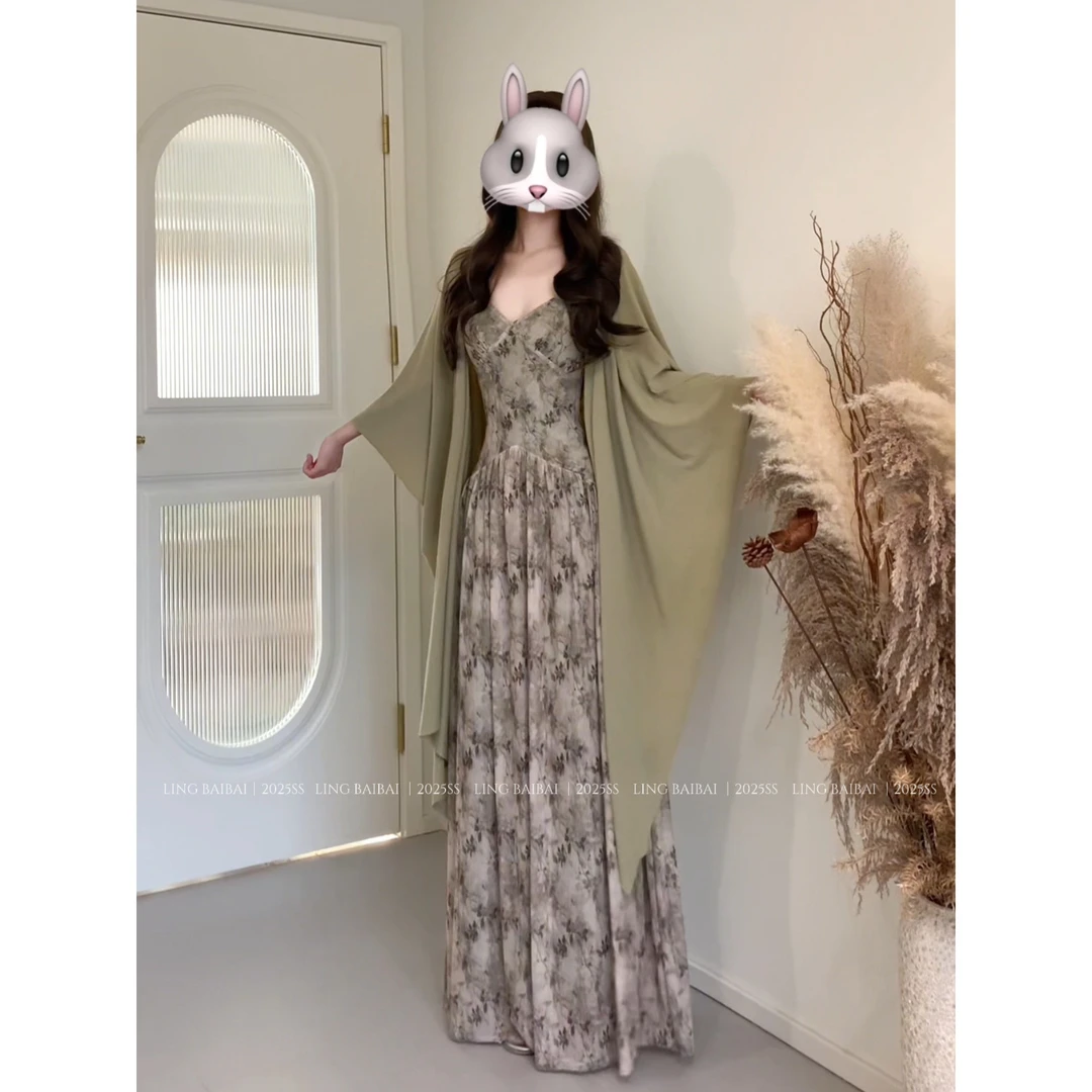 //檀香听雨//秋季清冷氛围感江南烟雨网纱吊带裙+披肩度假裙