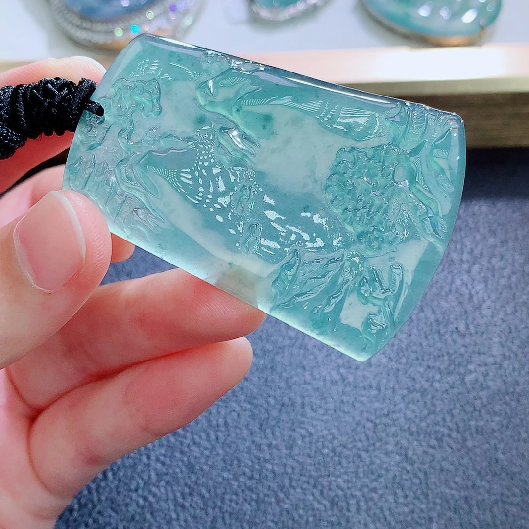 颈饰未镶嵌翡翠翡翠