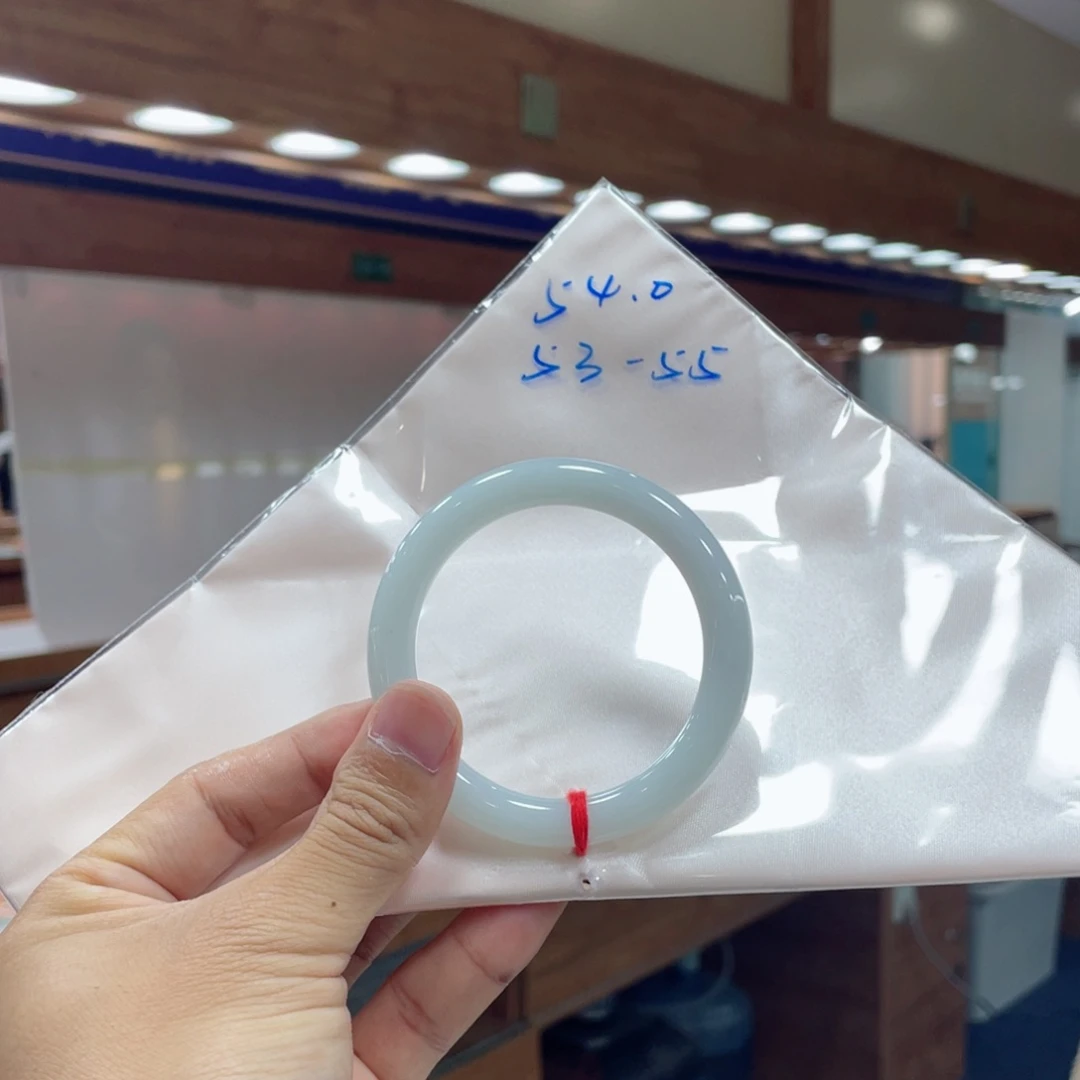 未镶嵌手镯翡翠翡翠
