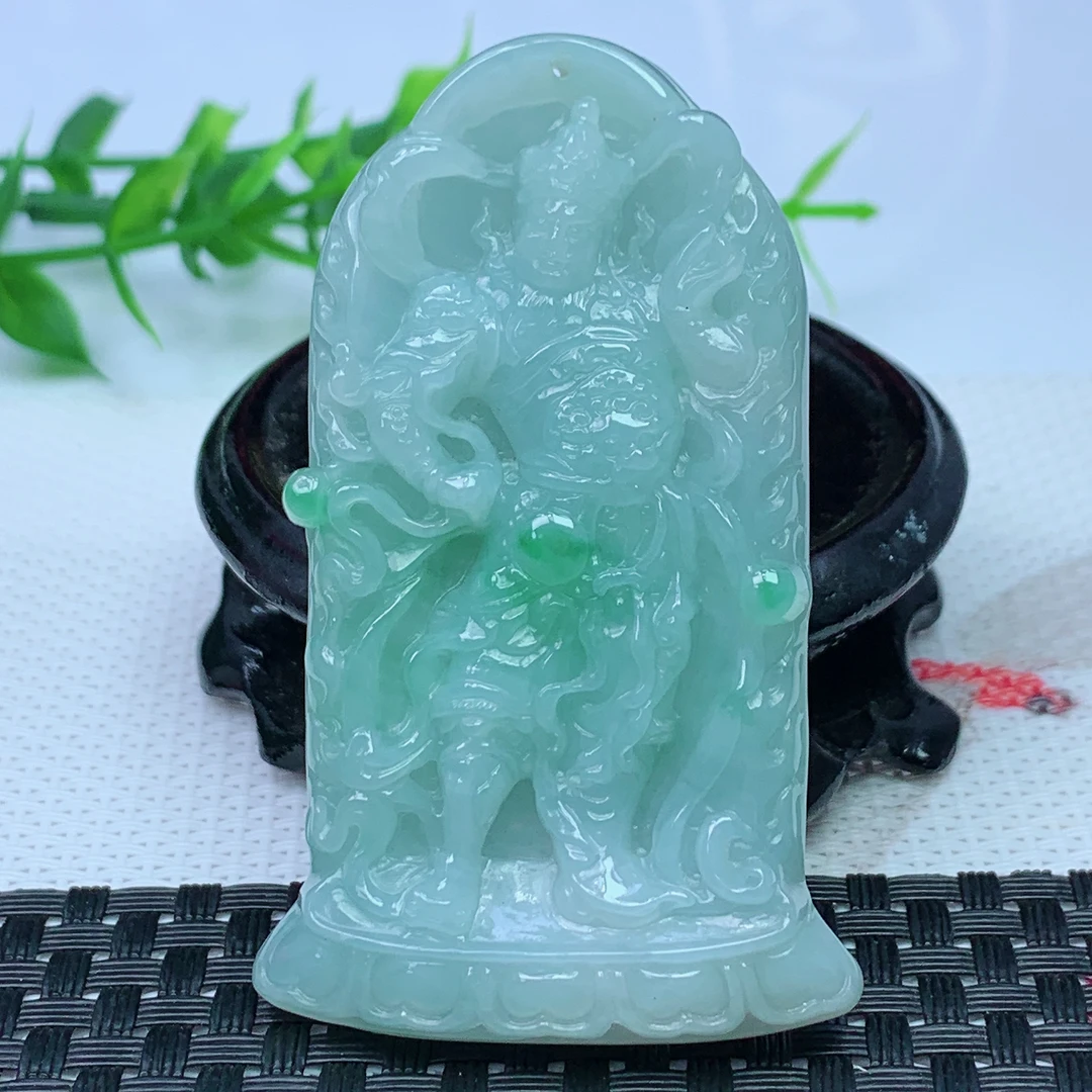 缅甸天然A货翡翠 飘绿广目天王牌吊坠 尺寸；68.8*42*8.8mm