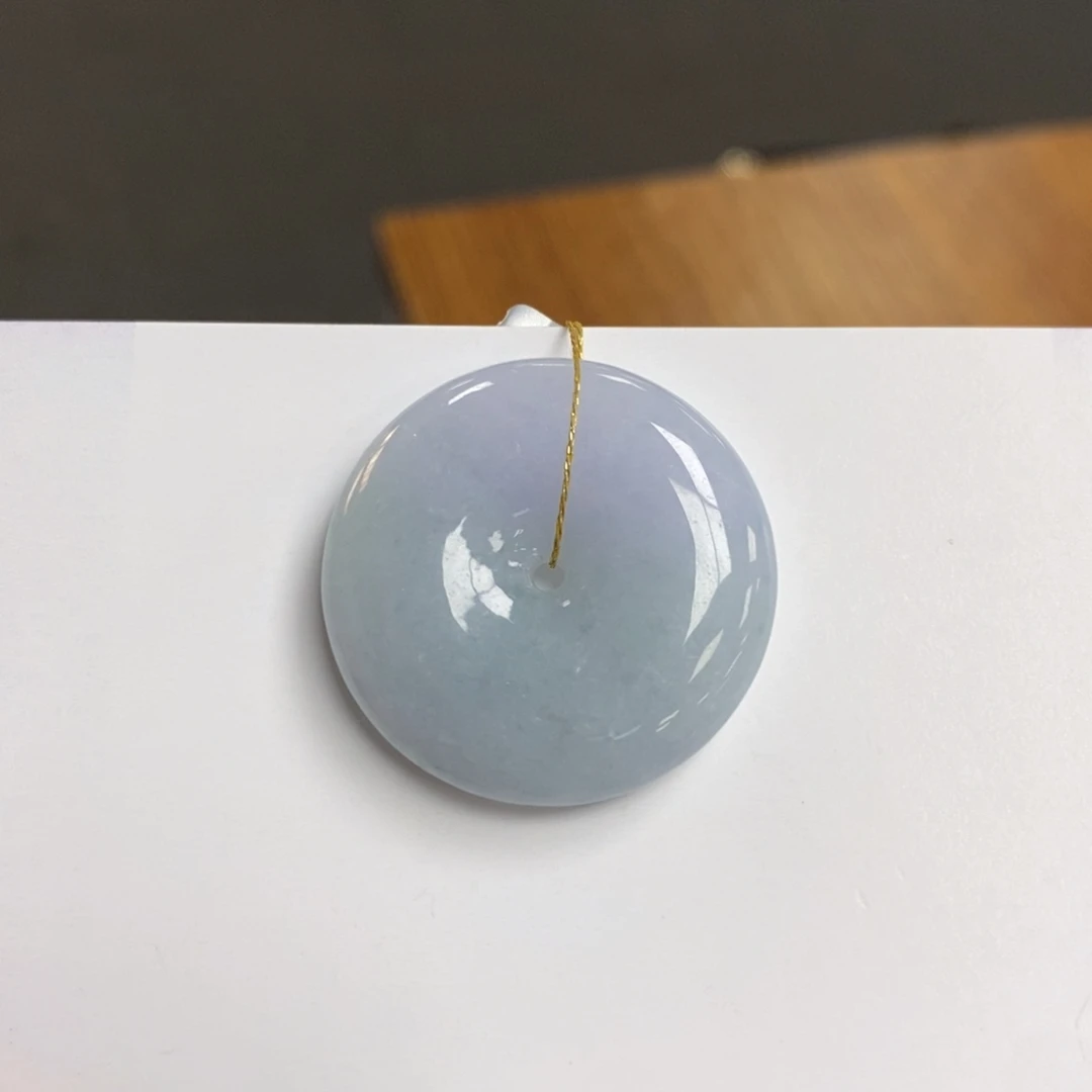颈饰未镶嵌翡翠平安扣