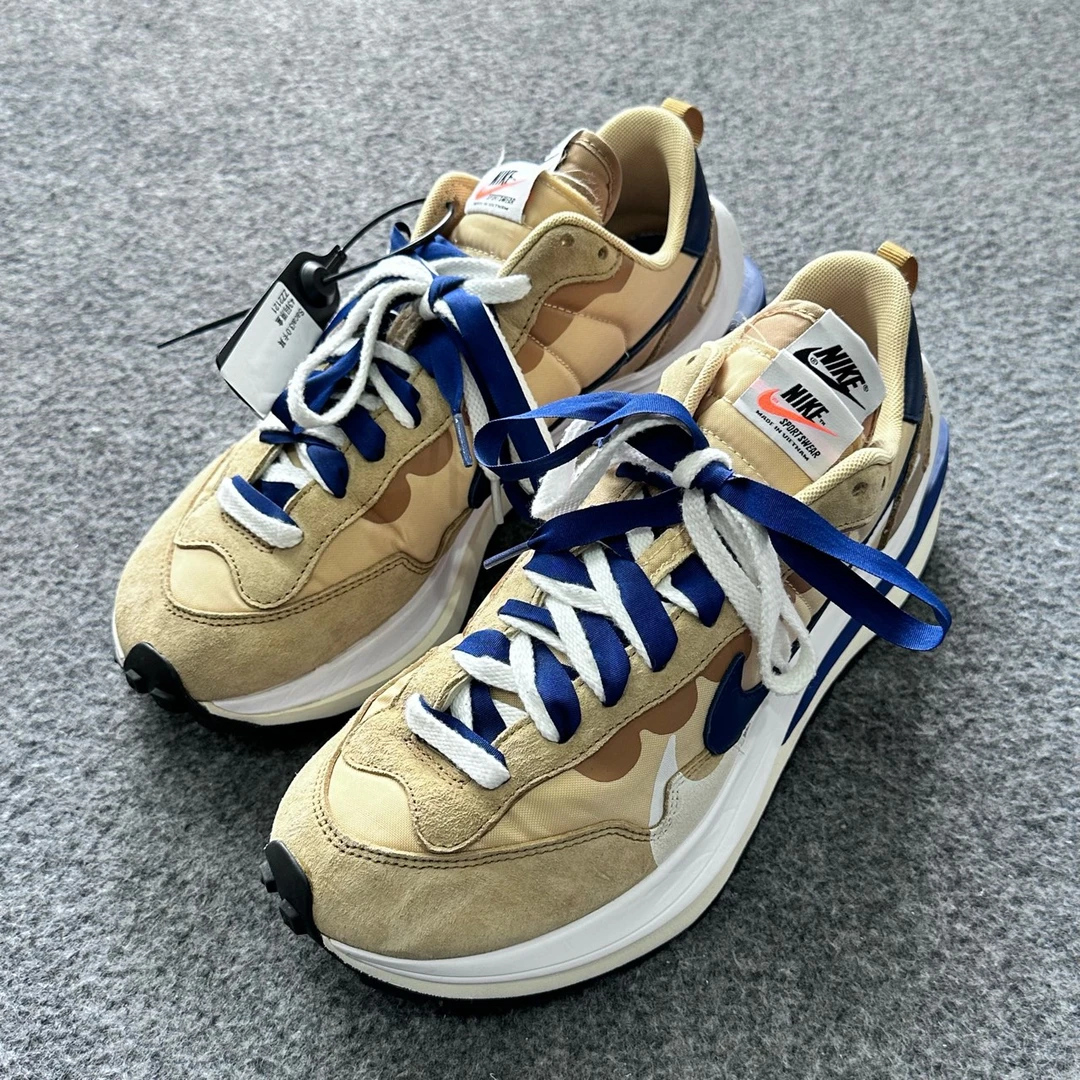 95新 MM6 Sacai3.0卡其 43码原盒 ZZ2121鞋