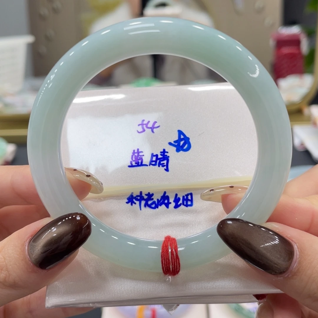 未镶嵌手镯翡翠翡翠