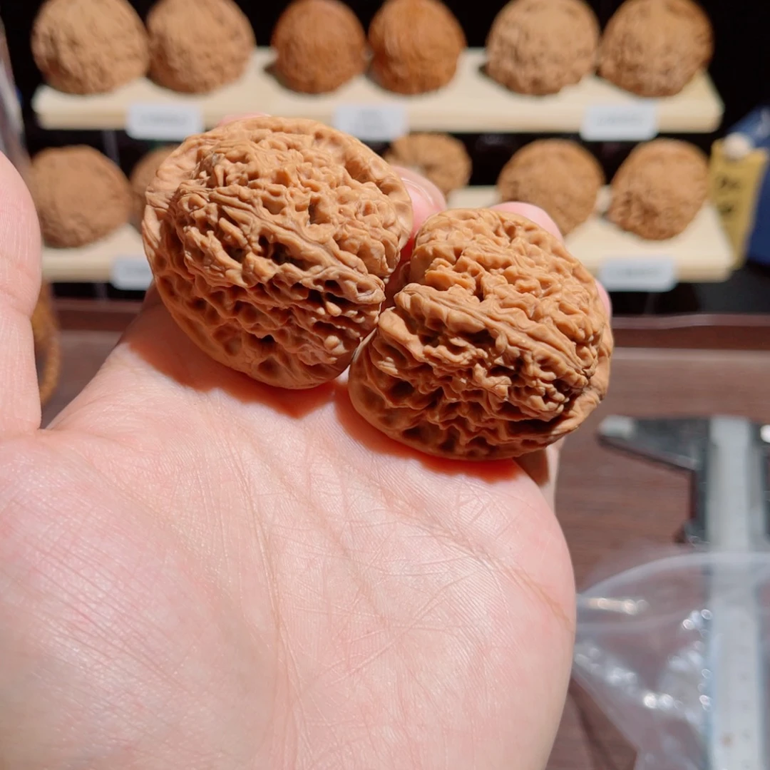 42全品红皮三角南疆万字纹