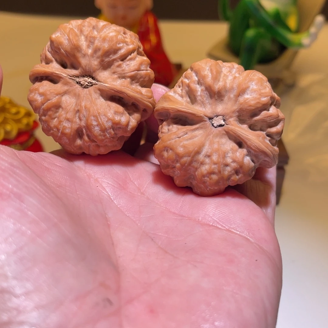 柯***咪文玩核桃吊坠40蛤蟆头