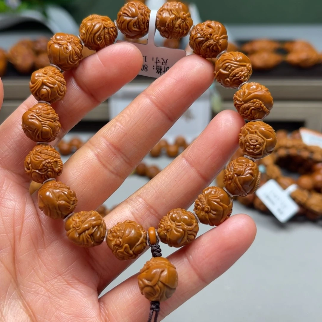 吊坠橄榄核达摩手串