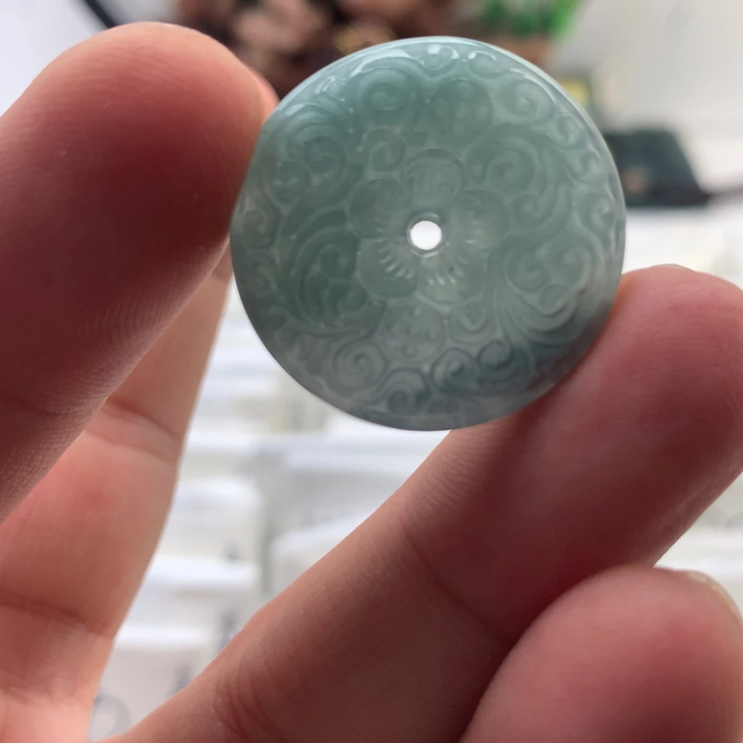 颈饰未镶嵌翡翠扣子