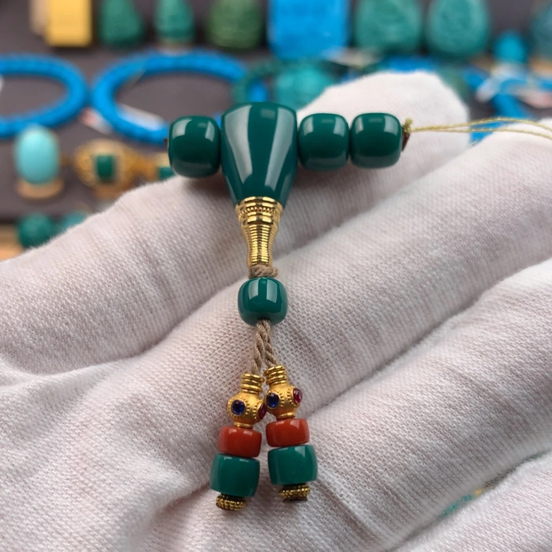 绿松石18K金镶嵌绿松石7mm