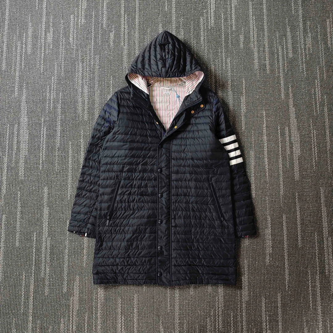 99新 THOMBROWNE 条纹连帽长款拉链轻薄羽绒服/2码/7616