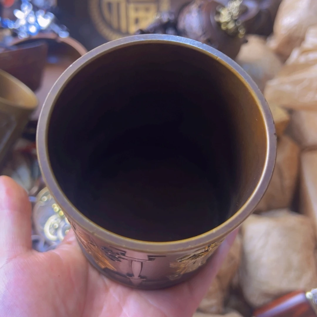 原矿风磨铜笔筒一个