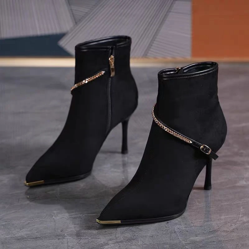 503611 冬季新款法式细根尖头气质短靴加绒