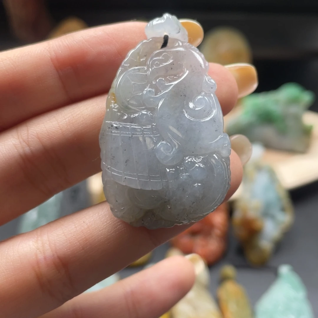 定制翡翠未镶嵌翡翠
