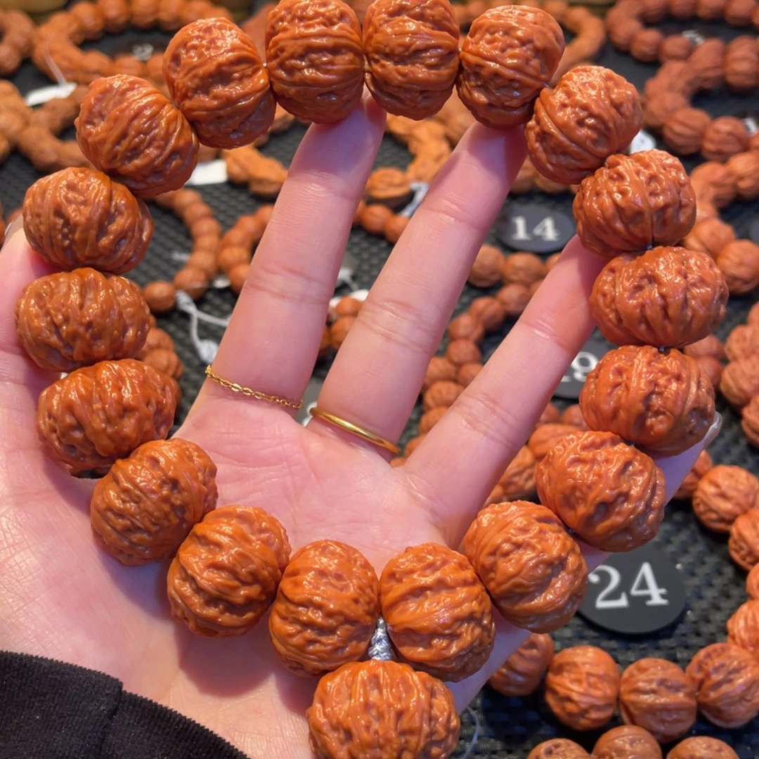 文玩核桃手串香**鸡飞碟磨盘