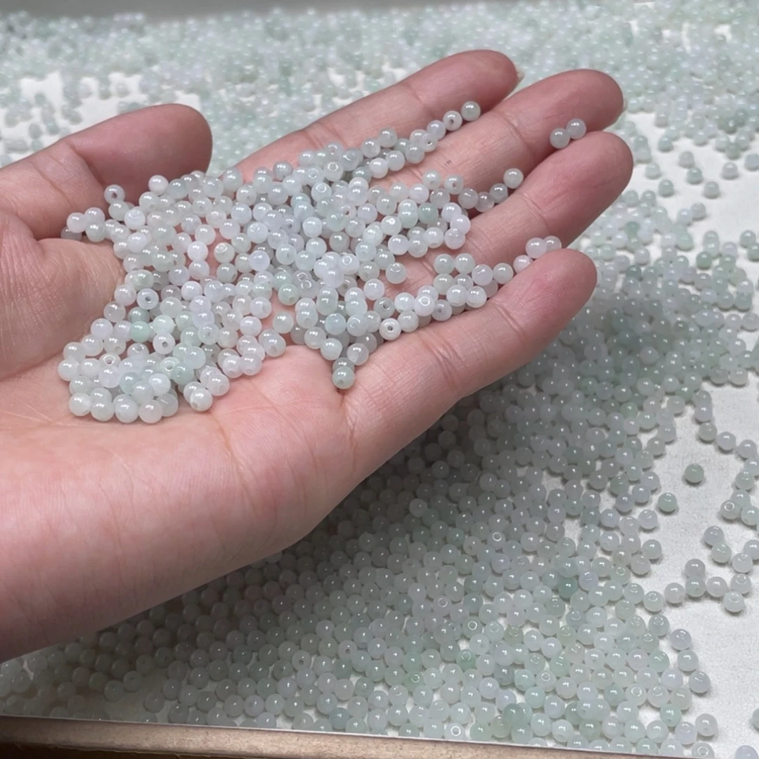 翡翠散珠翡翠吊坠