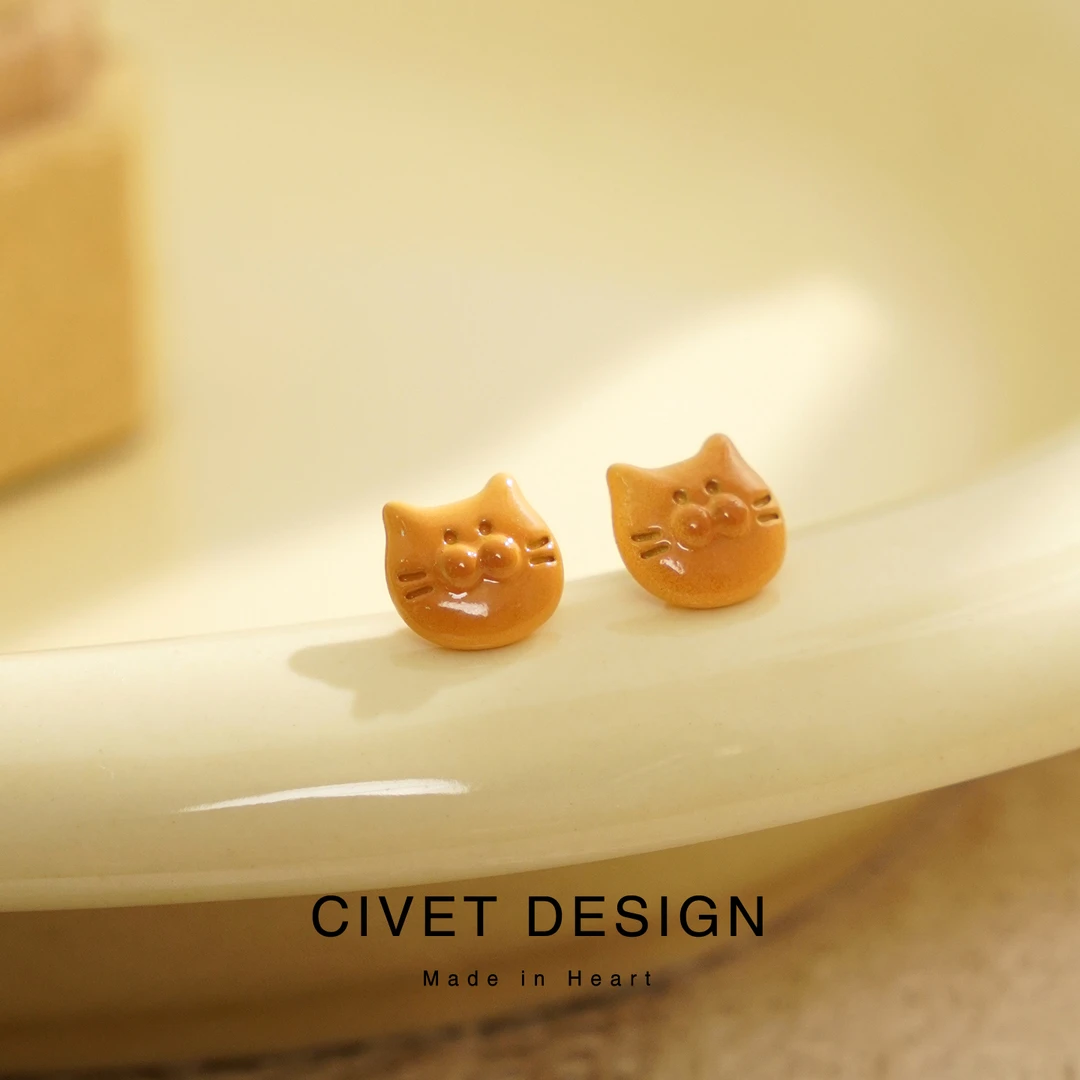 合金耳饰 猫咪面包耳环简约学生可爱日常百搭出片耳钉秋冬新款