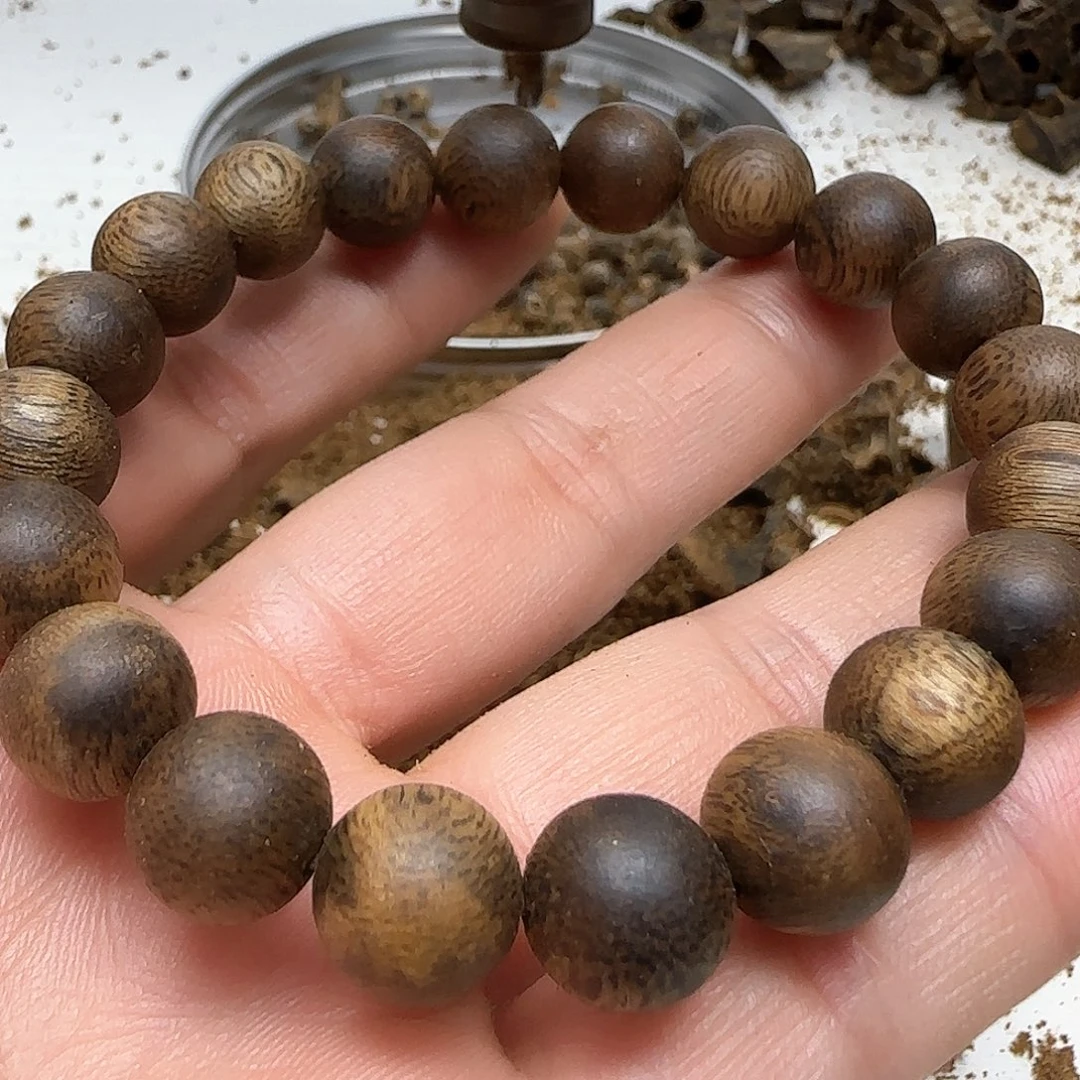 沉香木手串绿棋楠沉香1.0单圈8克