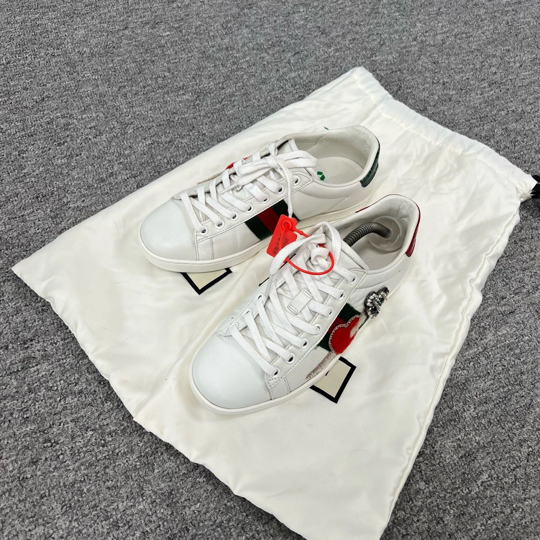95新 GUCCI/古驰 爱心 小白鞋 白色 36码
