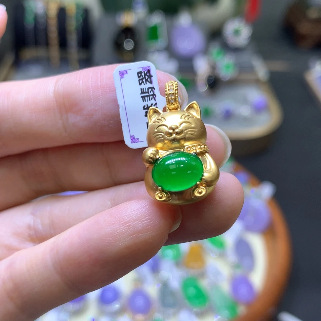 翡翠18K金镶嵌颈饰翡翠吊坠项链