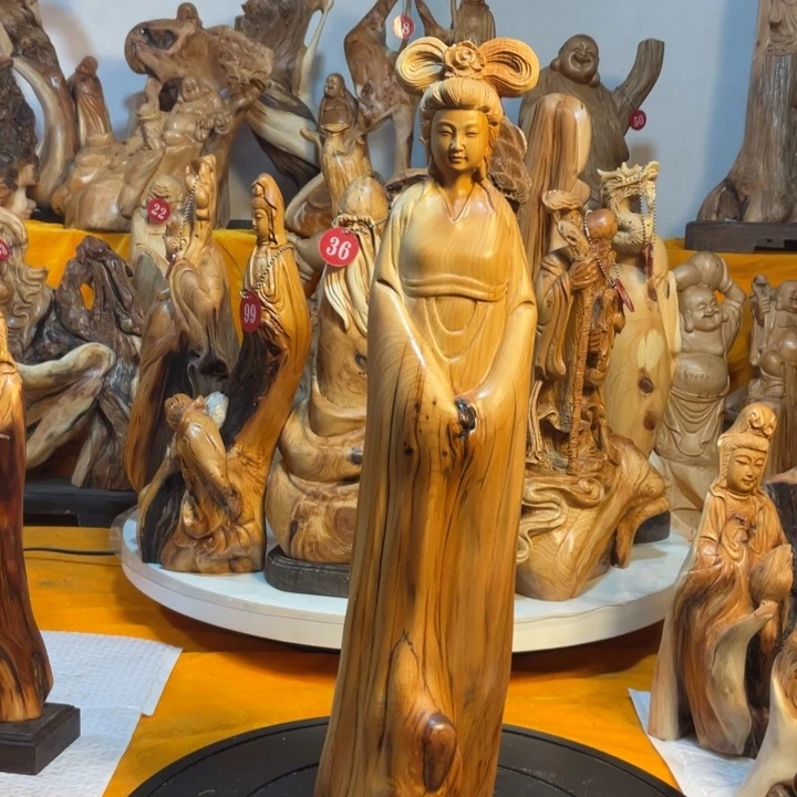 柏木（崖柏）崖柏  美女