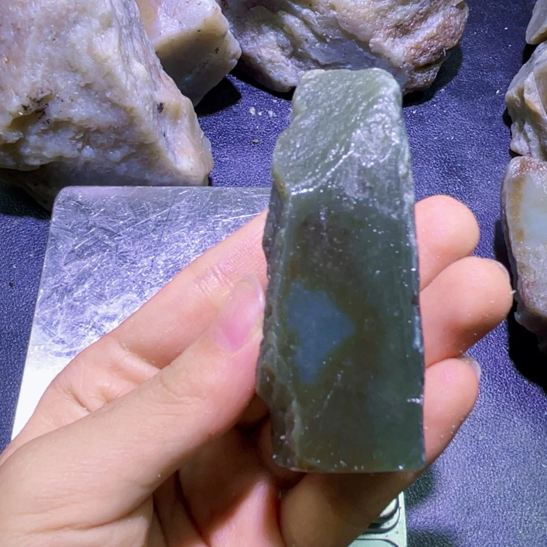 未镶嵌和田玉珠宝半成品