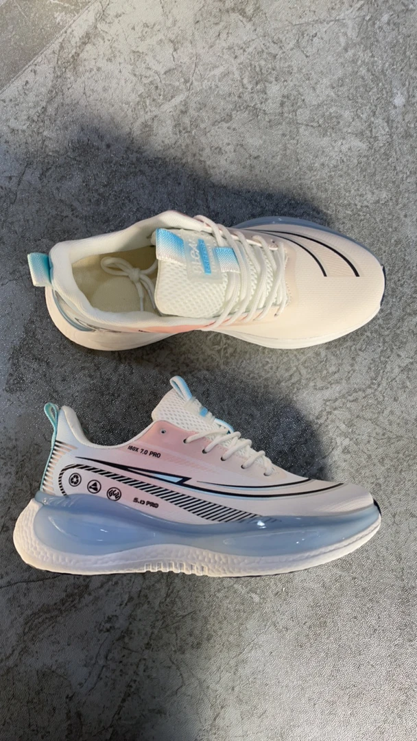 清仓男女运动鞋网面夏季跑鞋