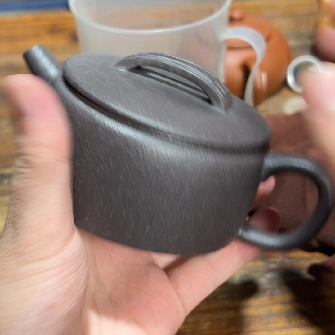紫砂茶壶紫砂的味道很
