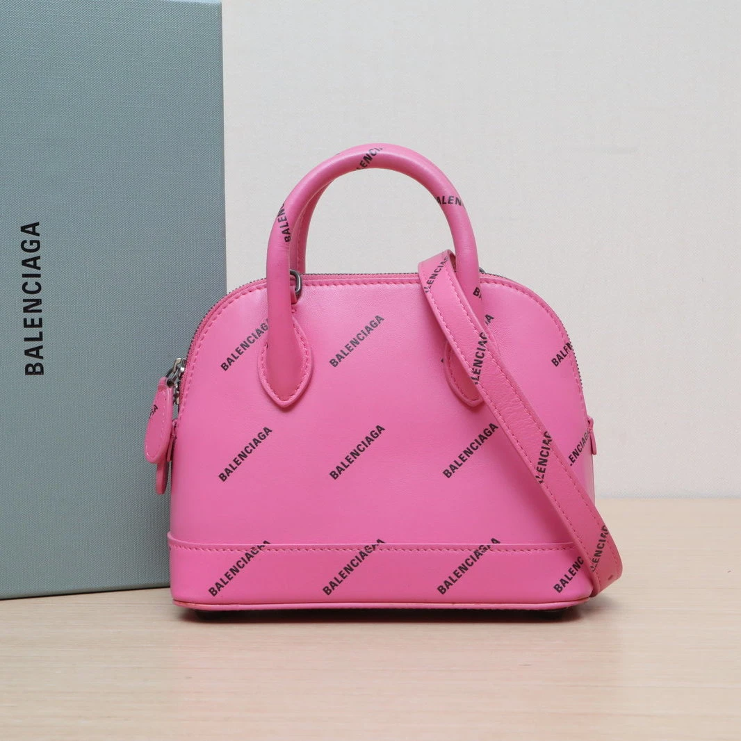 95新 Balenciaga/巴黎世家 【娇】玫红皮革C满印logo贝壳包 805689