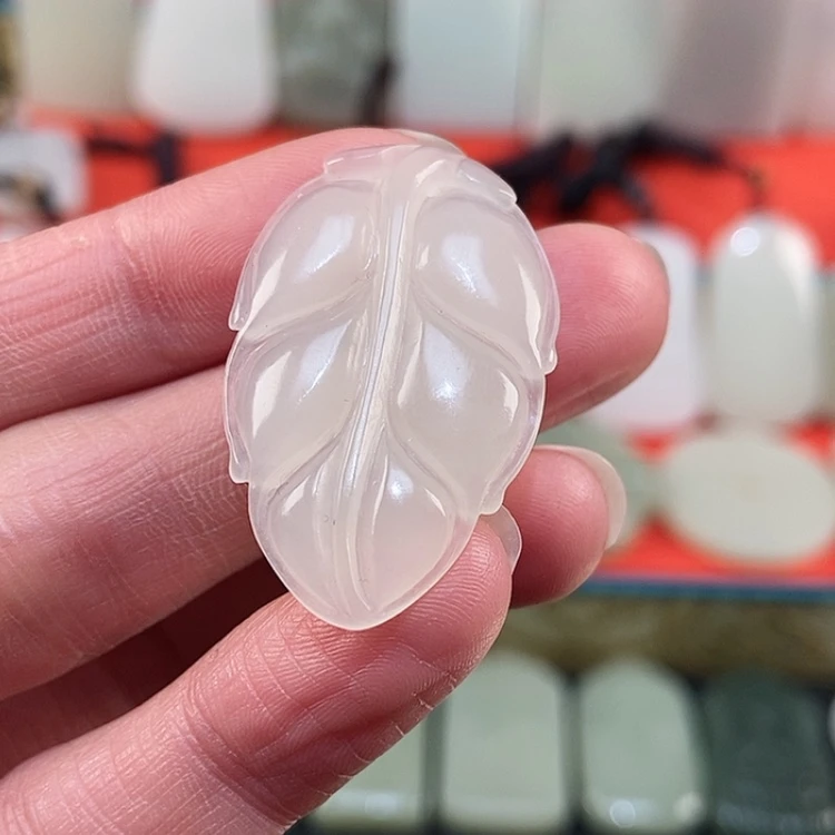 【闪购商品】颈饰未镶嵌和田玉