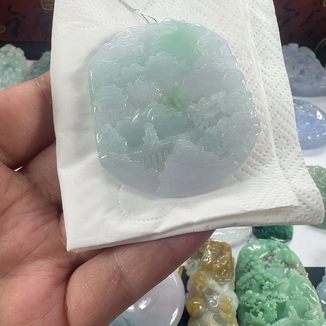 颈饰未镶嵌翡翠吊坠