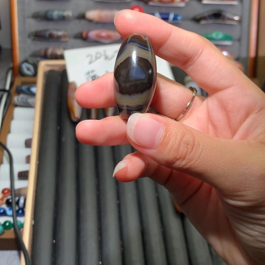 玛瑙/玉髓颈饰未镶嵌清***酒