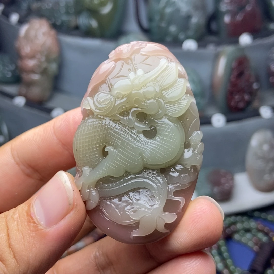 不***缘玛瑙/玉髓未镶嵌颈饰