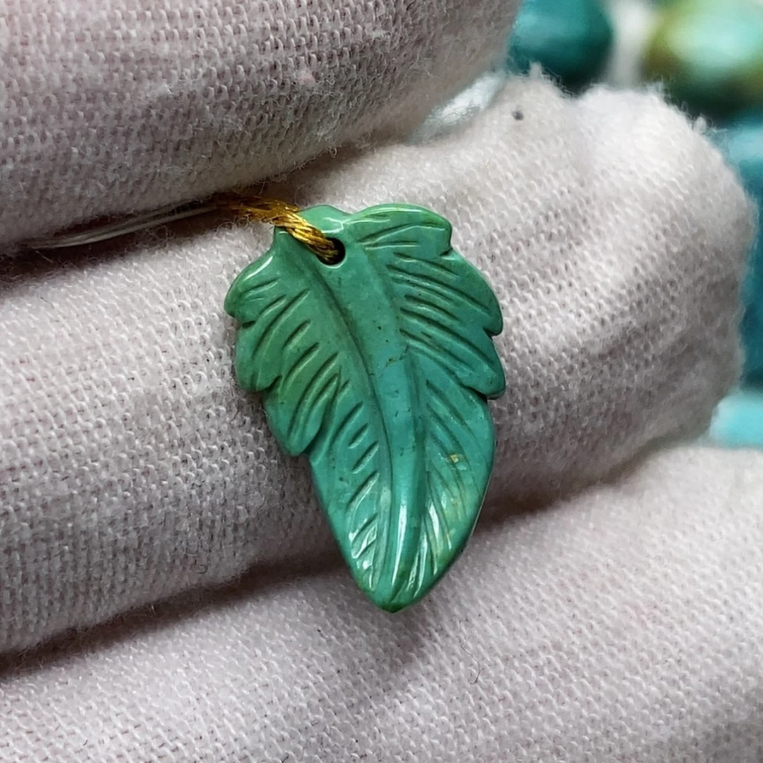 绿松石未镶嵌天然原矿 带武汉地大证书